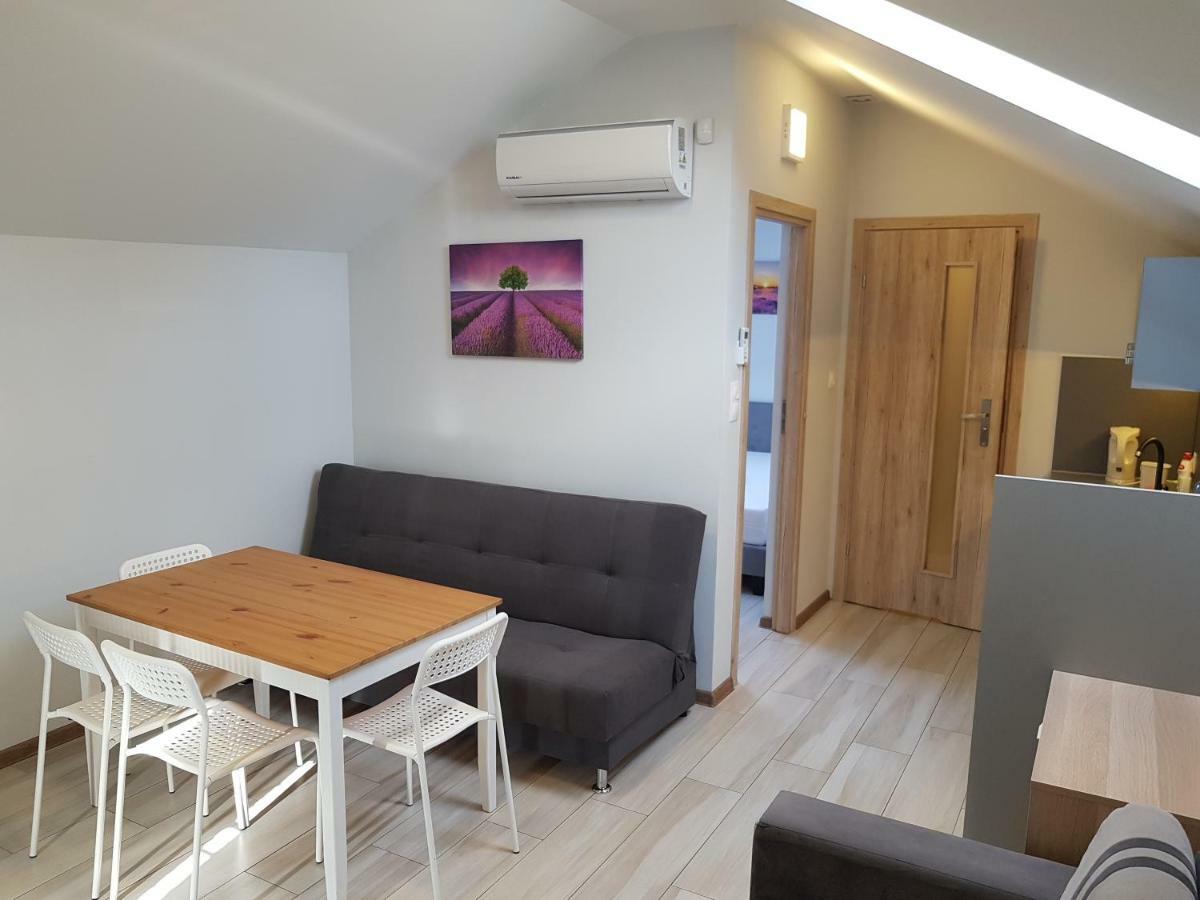 Wrzosowe Wzgorze Apartamenty เคนชินี ภายนอก รูปภาพ